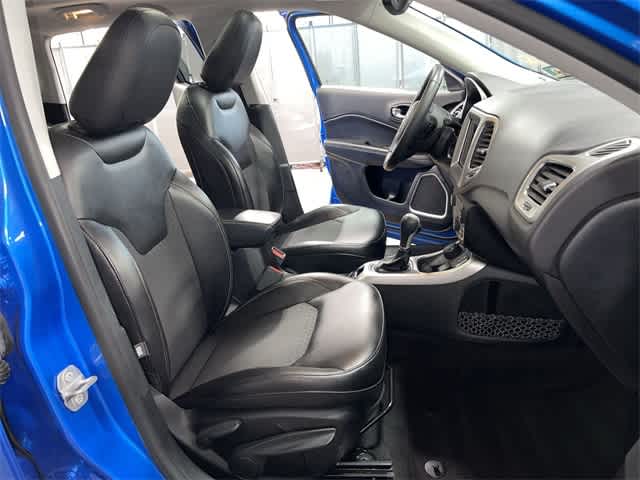 Thumbnail: 2018 Jeep Compass - 28