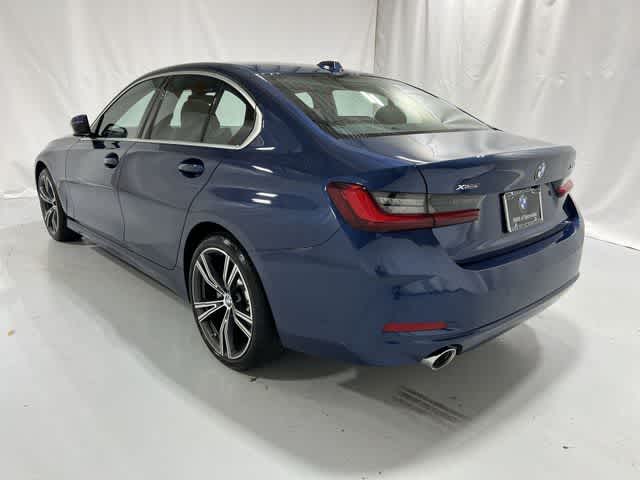 Thumbnail: 2024 BMW 3 Series - 12