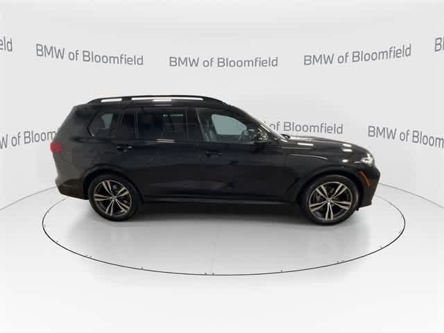 Thumbnail: 2022 BMW X7 - 9