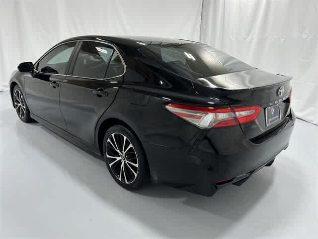 Thumbnail: 2018 Toyota Camry - 12