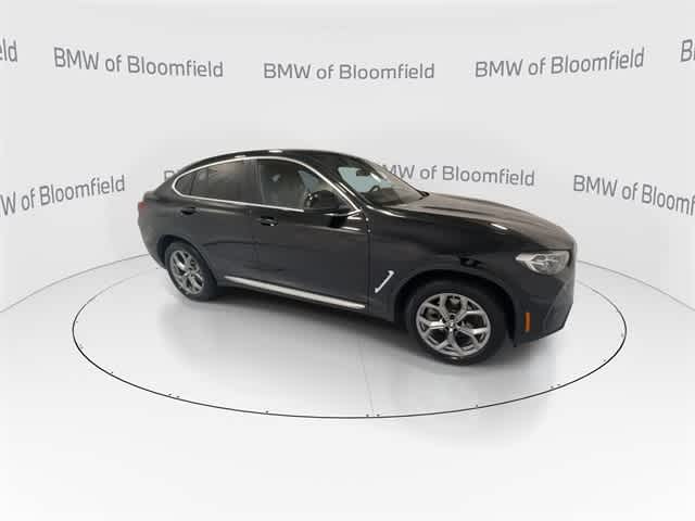 Thumbnail: 2025 BMW X4 - 9