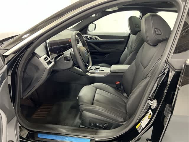 Thumbnail: 2025 BMW i4 - 10