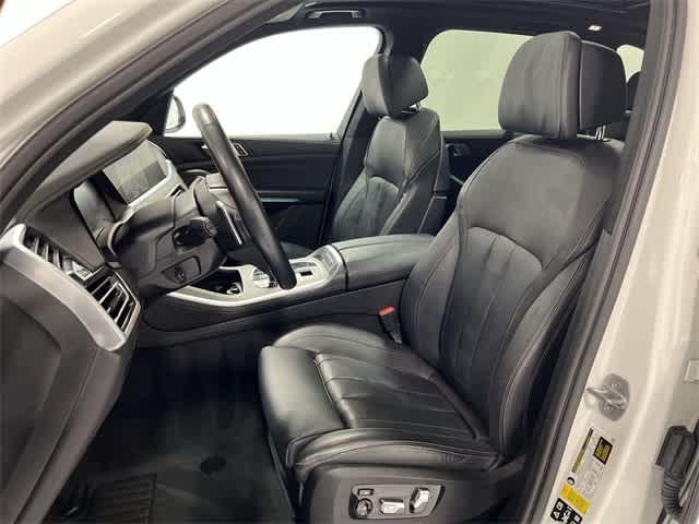 Thumbnail: 2022 BMW X5 - 21