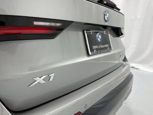 Thumbnail: 2025 BMW X1 - 17