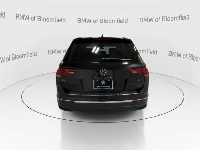 Thumbnail: 2023 Volkswagen Tiguan - 7