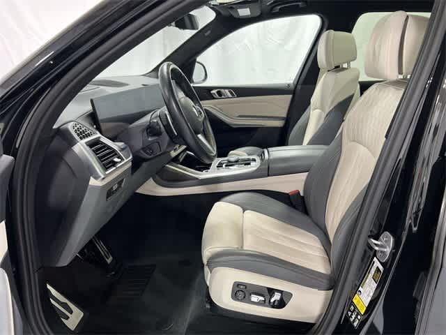 Thumbnail: 2023 BMW X7 - 10