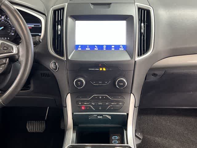 Thumbnail: 2020 Ford Edge - 27