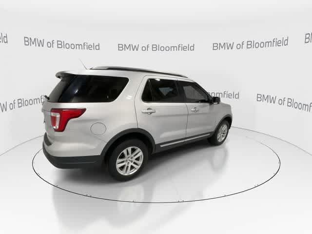 Thumbnail: 2018 Ford Explorer - 8