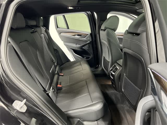 Thumbnail: 2025 BMW X4 - 25