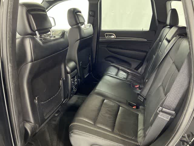 Thumbnail: 2015 Jeep Grand Cherokee - 24