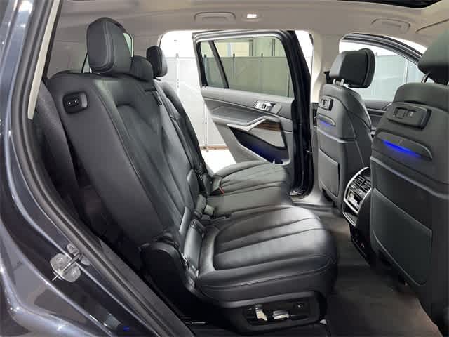Thumbnail: 2019 BMW X7 - 25