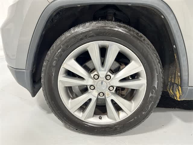 Thumbnail: 2013 Jeep Grand Cherokee - 18