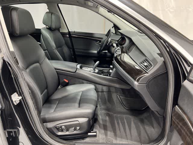 Thumbnail: 2016 BMW 5 Series - 26