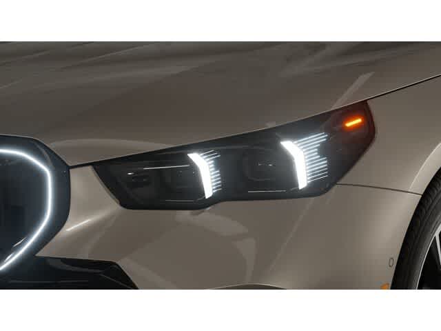 Thumbnail: 2026 BMW 5 Series - 6