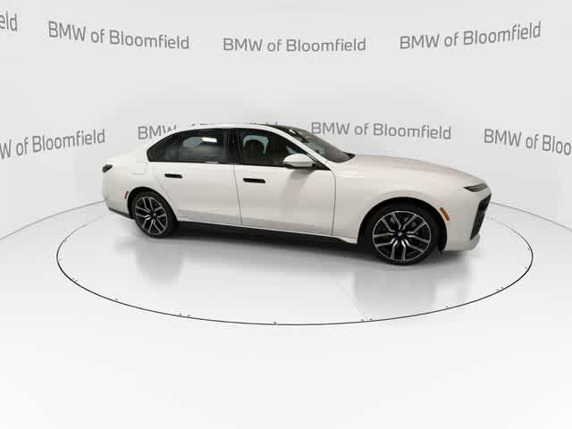 Thumbnail: 2023 BMW 7 Series - 9