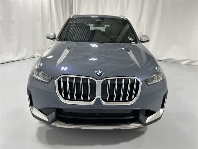 Thumbnail: 2023 BMW X1 - 16