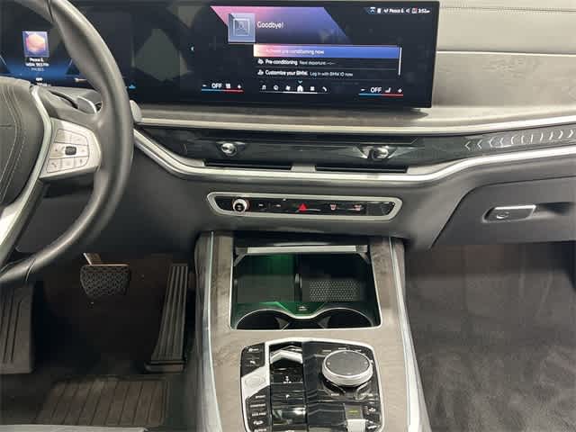 Thumbnail: 2024 BMW X7 - 28