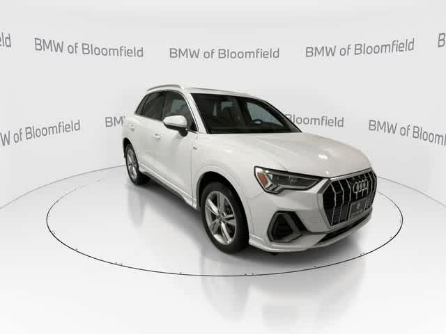 Thumbnail: 2020 Audi Q3 - 2