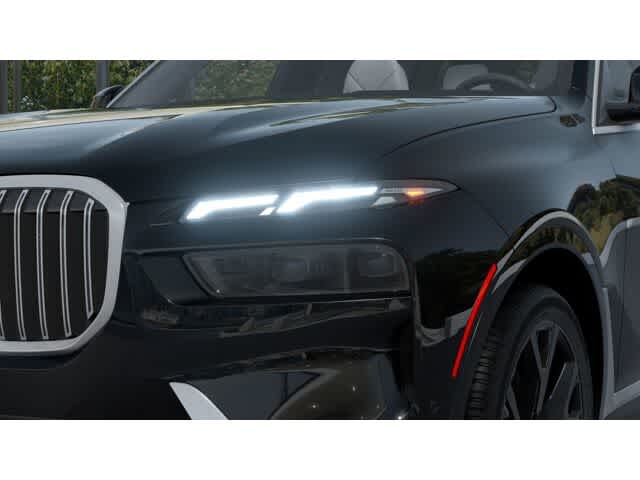 Thumbnail: 2026 BMW X7 - 6