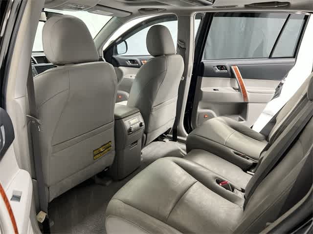 Thumbnail: 2008 Toyota Highlander - 24