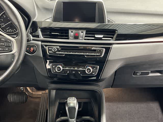 Thumbnail: 2017 BMW X1 - 28