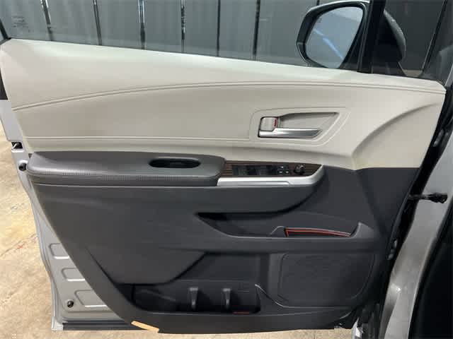 Thumbnail: 2021 Toyota Sienna - 36