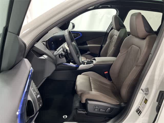 Thumbnail: 2025 BMW X3 - 21