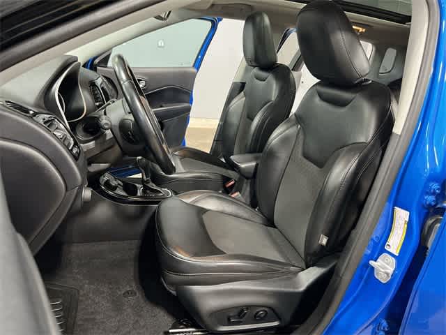 Thumbnail: 2020 Jeep Compass - 21