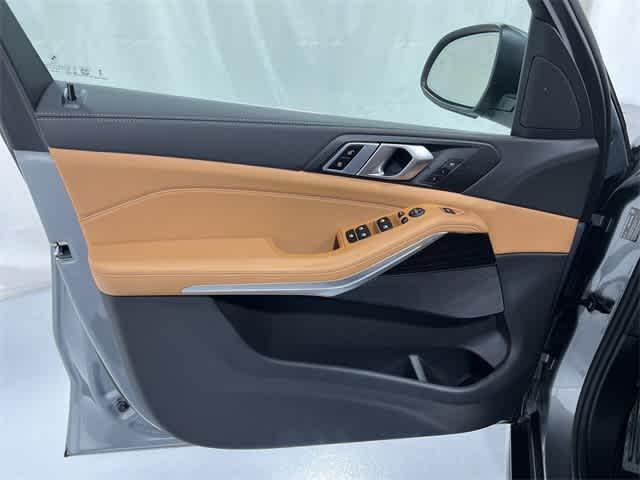 Thumbnail: 2025 BMW X5 - 35