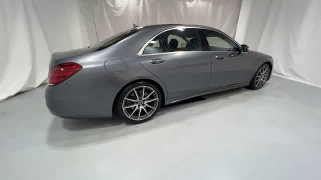 Thumbnail: 2018 Mercedes-Benz S-Class - 8