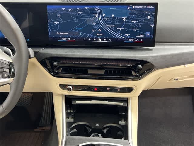 Thumbnail: 2025 BMW 3 Series - 28