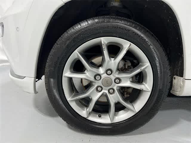 Thumbnail: 2015 Jeep Grand Cherokee - 19