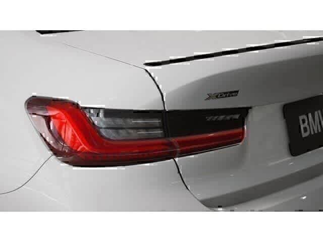 Thumbnail: 2026 BMW 3 Series - 8