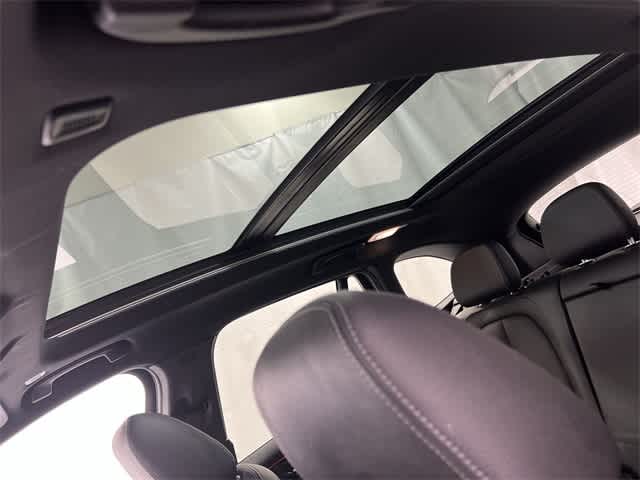 Thumbnail: 2016 BMW X1 - 23