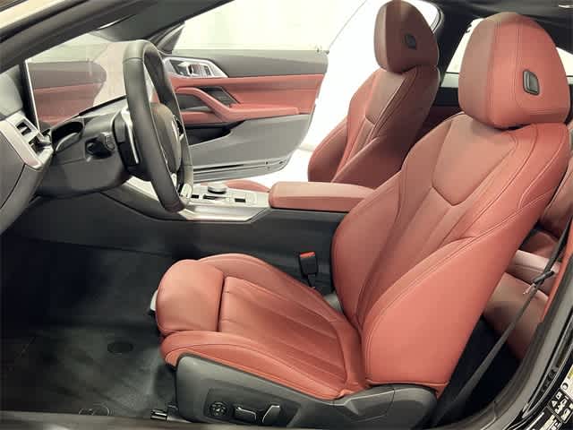 Thumbnail: 2025 BMW 4 Series - 21