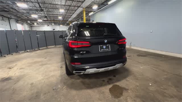 Thumbnail: 2023 BMW X5 - 6