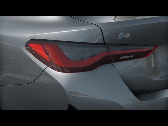 Thumbnail: 2025 BMW i4 - 8