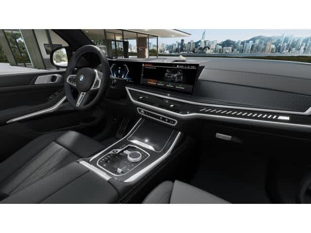 Thumbnail: 2026 BMW X7 - 14