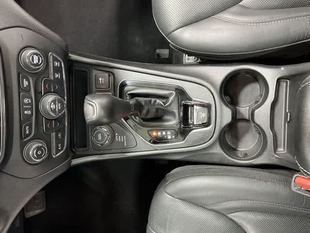 Thumbnail: 2020 Jeep Cherokee - 30