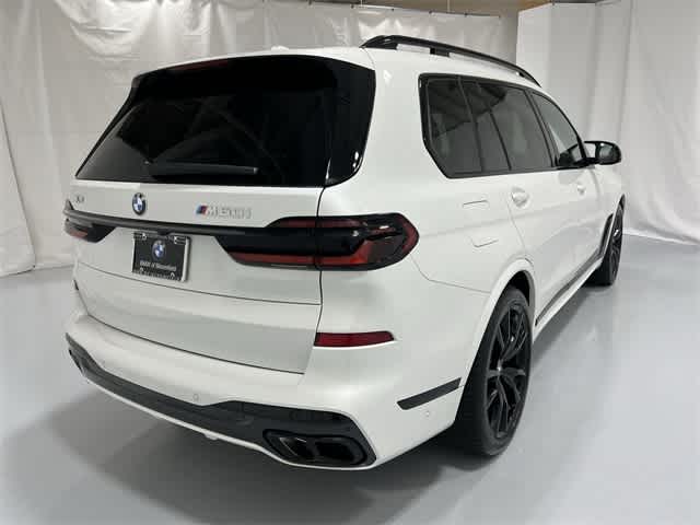 Thumbnail: 2024 BMW X7 - 14