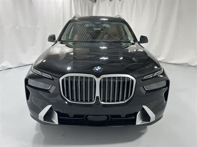 Thumbnail: 2023 BMW X7 - 16