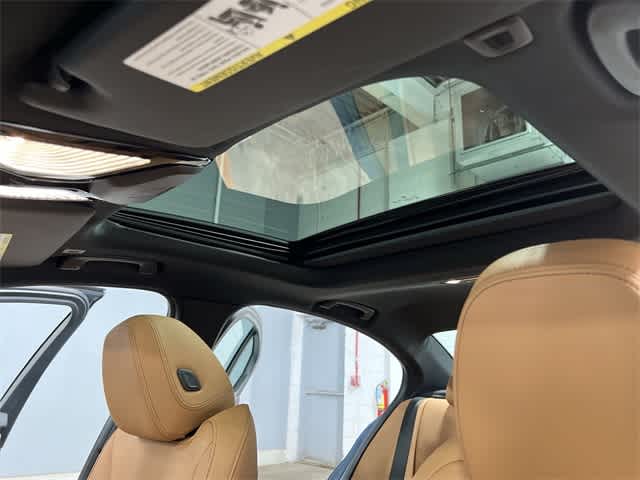 2025 BMW 3 Series 330i xDrive 24