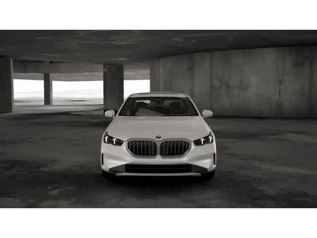 Thumbnail: 2026 BMW 5 Series - 3