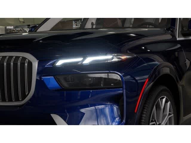 Thumbnail: 2026 BMW X7 - 6