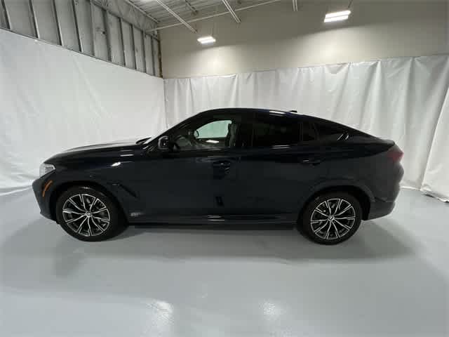 Thumbnail: 2023 BMW X6 - 11