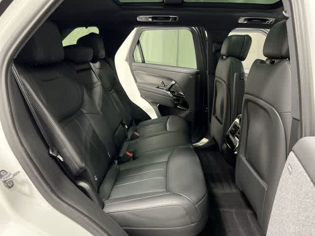 Thumbnail: 2024 Land Rover Range Rover Sport - 24