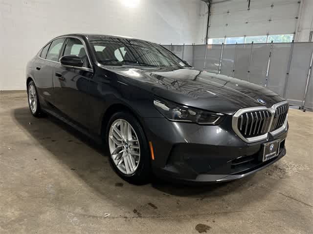 Thumbnail: 2025 BMW 5 Series - 15