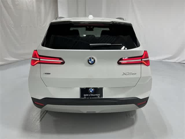 Thumbnail: 2025 BMW X3 - 13