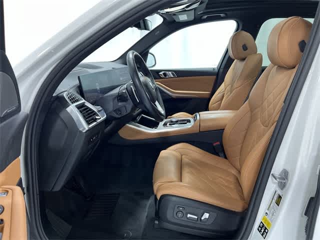 Thumbnail: 2024 BMW X5 - 10