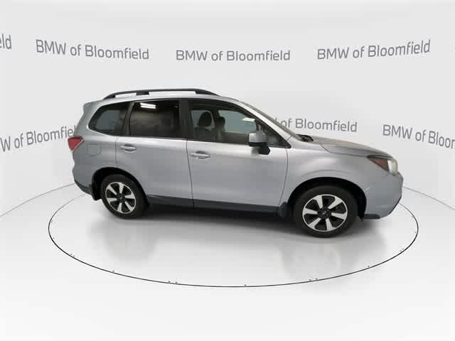 Thumbnail: 2017 Subaru Forester - 9